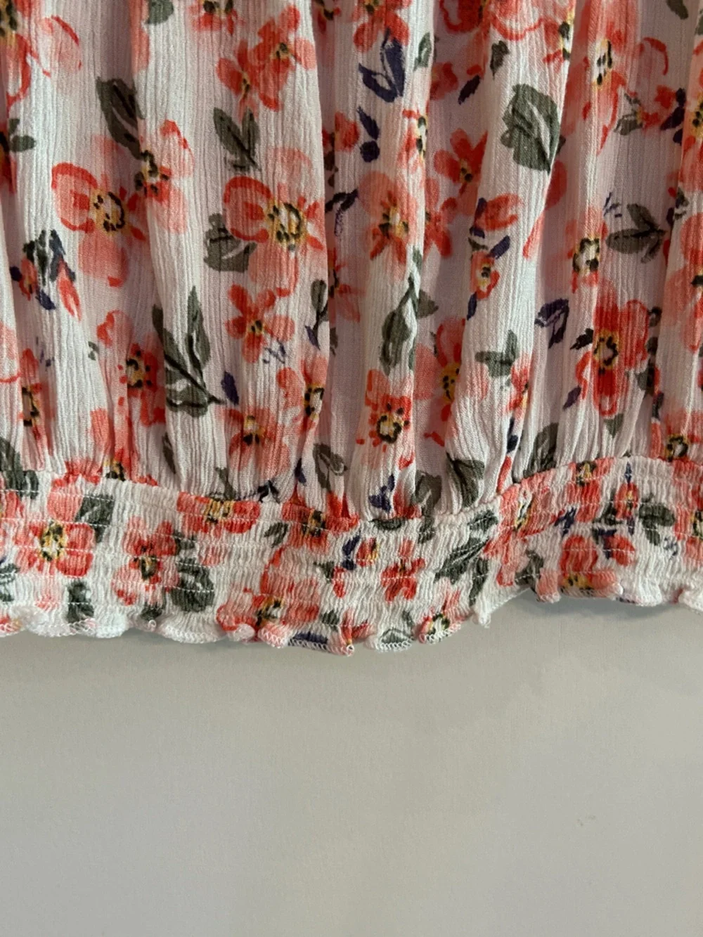 Girls Floral Lace-Detail Short Sleeve Top — White with Coral Flowers